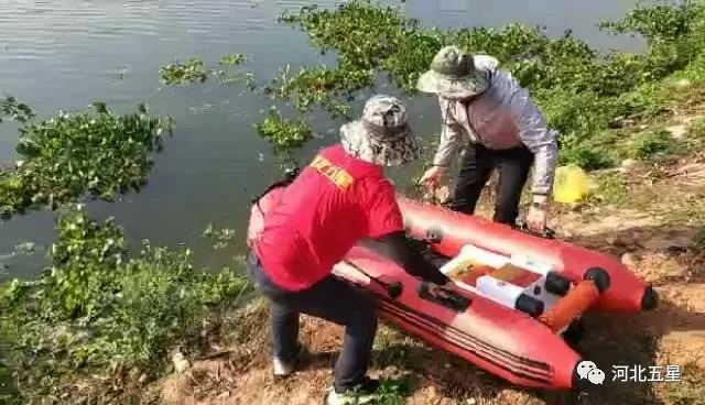 “瓦爾特·霸王龍”自充氣式智能遙控救援救生艇 “瓦爾特·霸王龍”自充氣式智能遙控救援救生艇